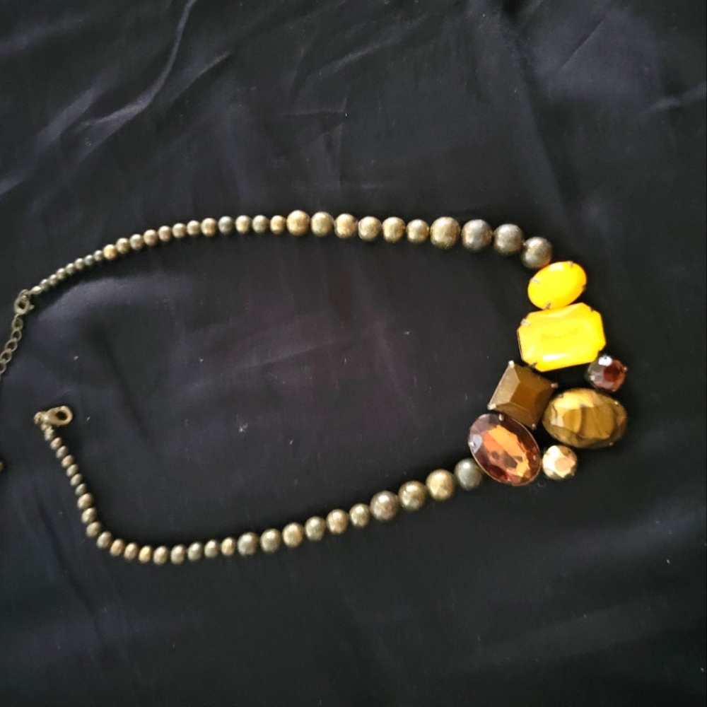 Goldtone gem and faux pearl necklace from Avon
